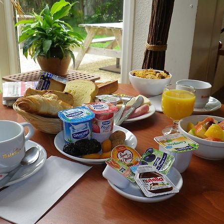 Hotel Amys Voreppe Quarto foto